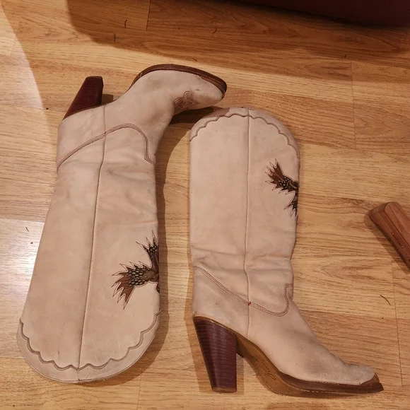 Vintage Zodiak Phoenix Feather Cowgirl Boots. Size 9. Cream Soft Leather - Picture 7 of 10